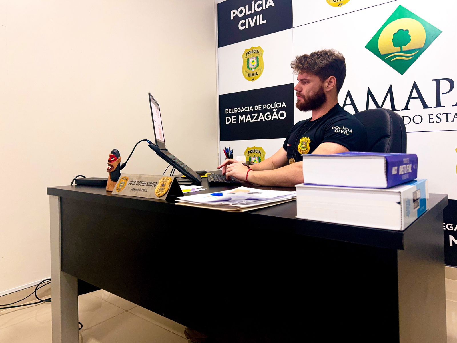 EM MAZAGÃO, POLÍCIA CIVIL INDICIA INTERNO DO IAPEN E OUTRO INDIVÍDUO POR TENTATIVA DE HOMICÍDIO, POR INTEGRAR GRUPO CRIMINOSO E POR CORRUPÇÃO DE MENOR